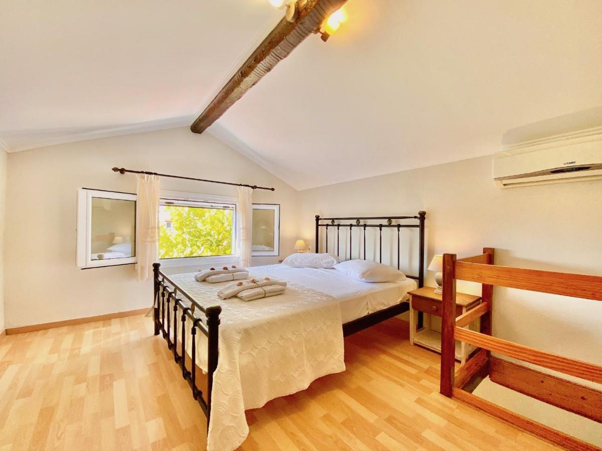 Asteraki Beach House By Dadovillas Acharavi  Luaran gambar